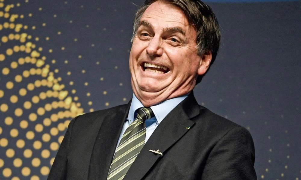 Μπολσονάρου για εμβόλιο: «Δεν δίνω δεκάρα γι’ αυτό»